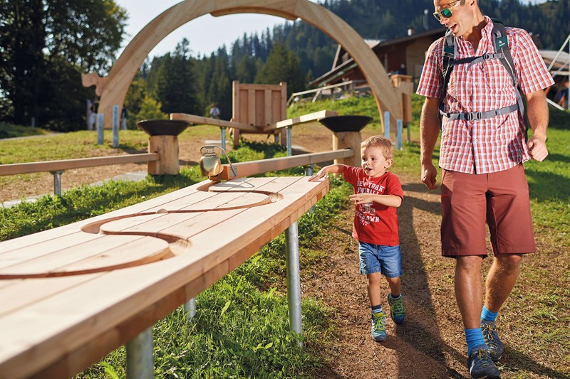 Holzkugelbahnen